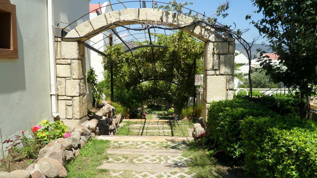 غومْبيت Ozukara Apart 2 المظهر الخارجي الصورة